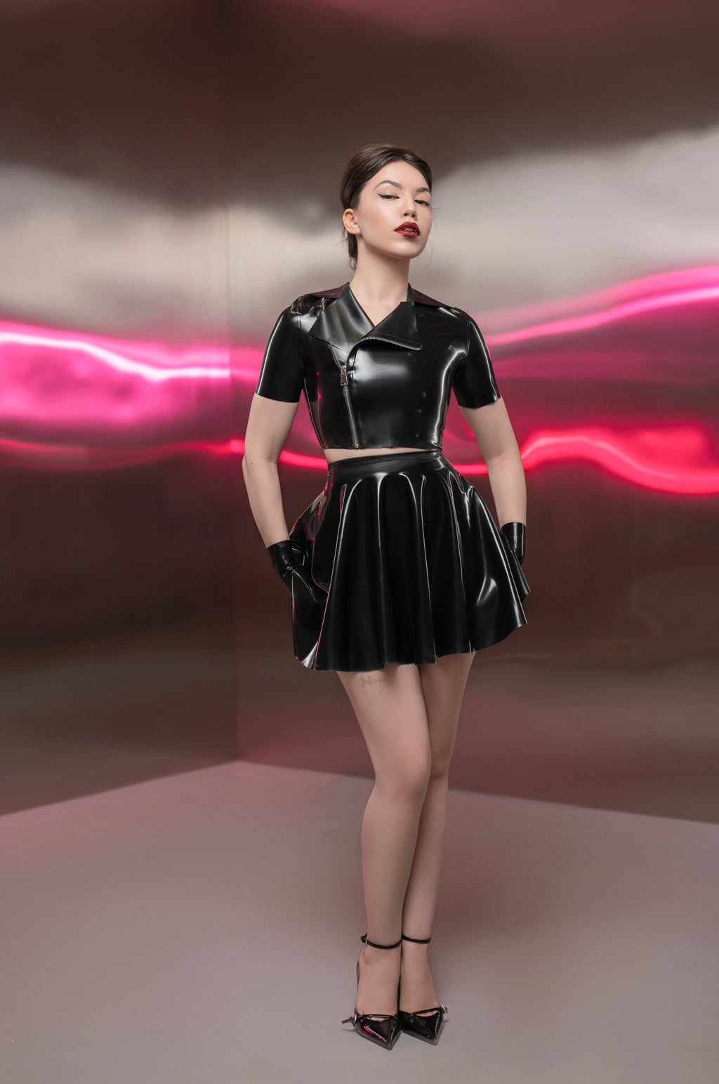Black Latex Fingerless Gloves, Wrist Length